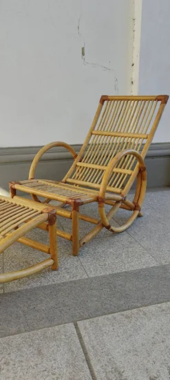 Fauteuil et repose-pieds en bambou