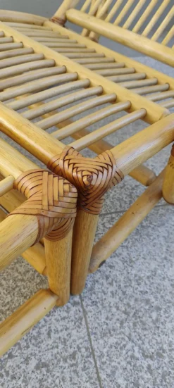 Fauteuil et repose-pieds en bambou
