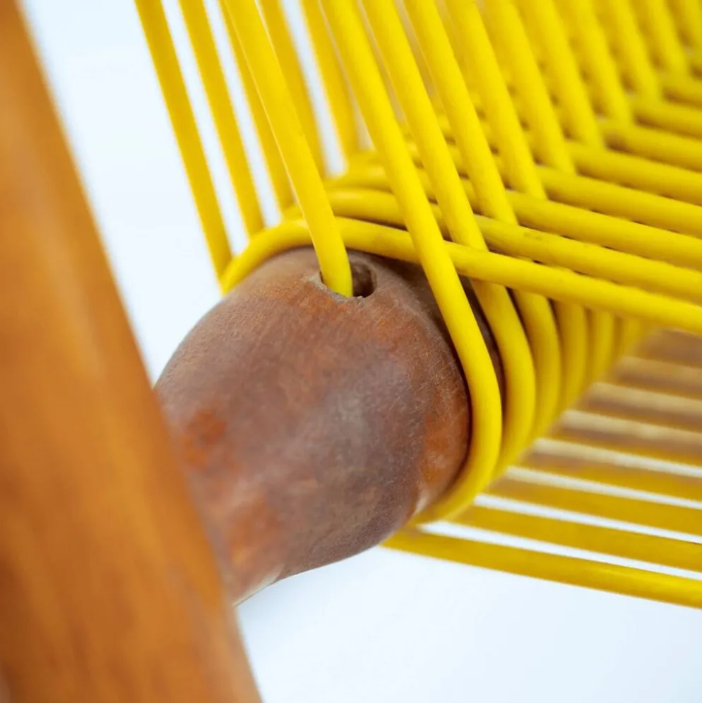 2 fauteuils spaghetti jaunes en hêtre, années 1960