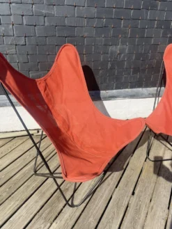 2 fauteuils véritables AA