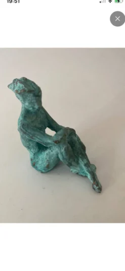 Femme assise - bronze original d’art