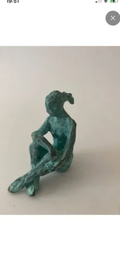 Femme assise - bronze original d’art