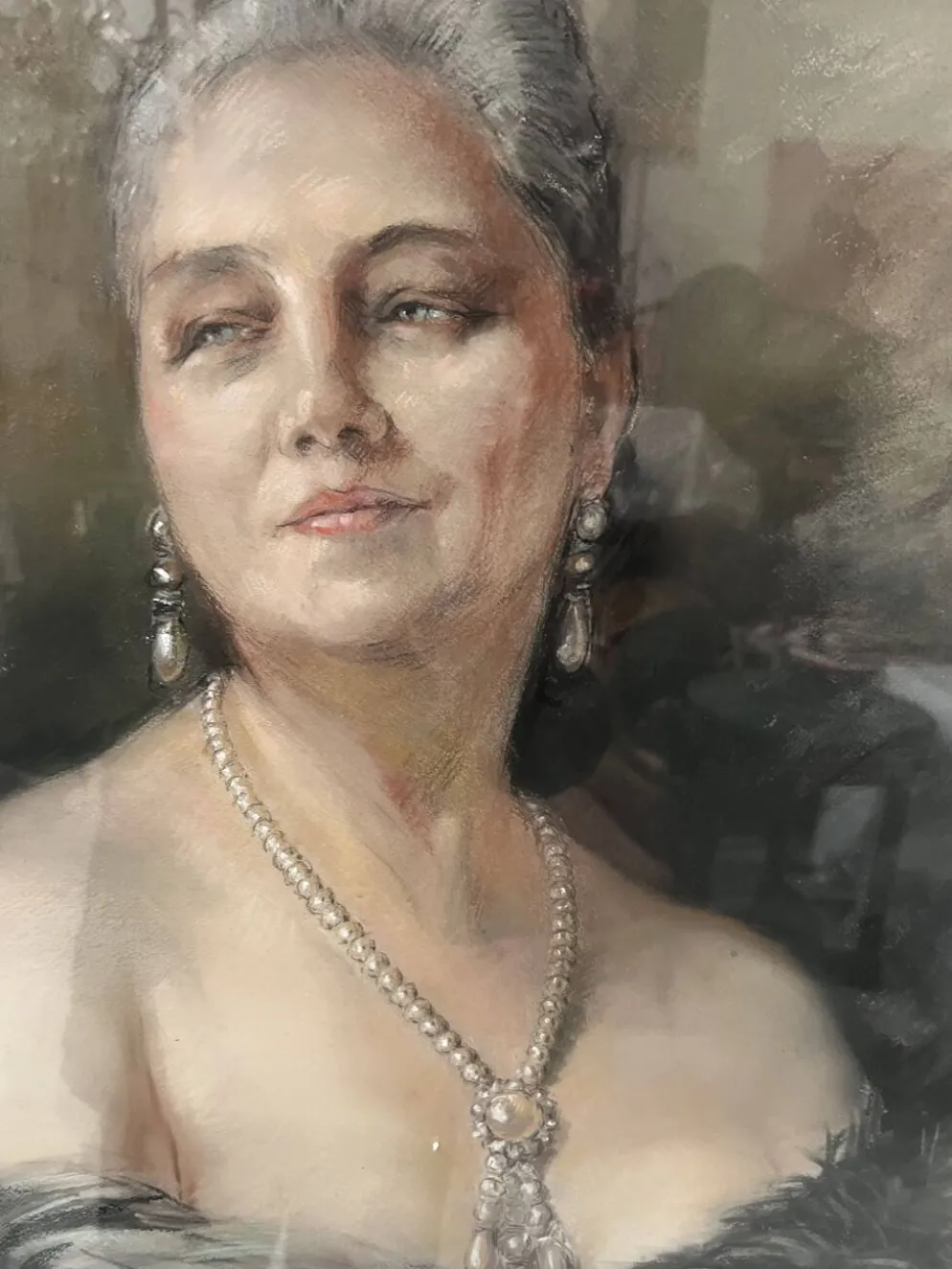 " femme aux épaules dénudées par yves diey " portrait en bustre
