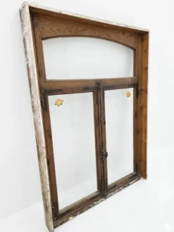 Fenêtre ancienne en chêne début XXe siècle