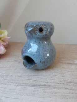 Figurine Chouette en céramique grès bleu, chouette zoomorphe en poterie vintage