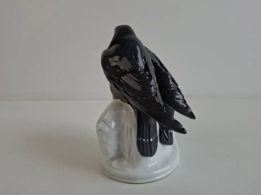 Figurine de pingouin en porcelaine tchèque Art Déco par Pfeiffer & Löwenstein, 1930