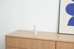 Figurine de pingouin en porcelaine, design italien, années 1970, fabriquée en Italie.