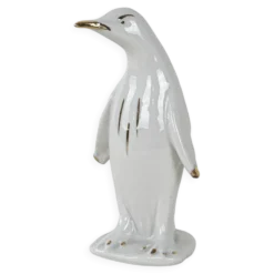 Figurine de pingouin en porcelaine, design italien, années 1970, fabriquée en Italie.