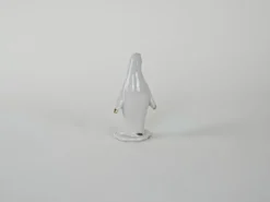 Figurine de pingouin en porcelaine, design italien, années 1970, fabriquée en Italie.