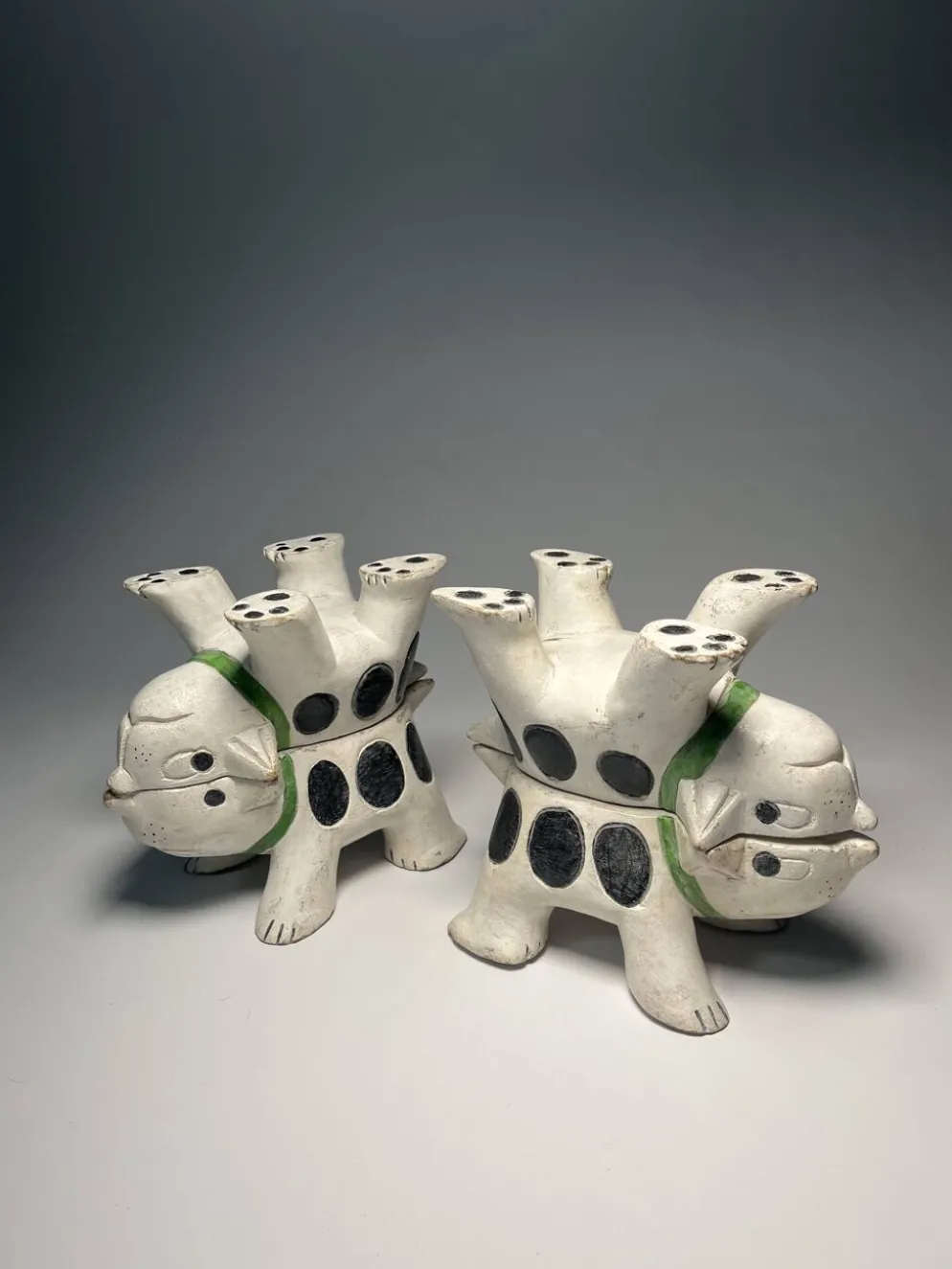 4 figurines animalières en bois – Art populaire asiatique, XXᵉ siècle