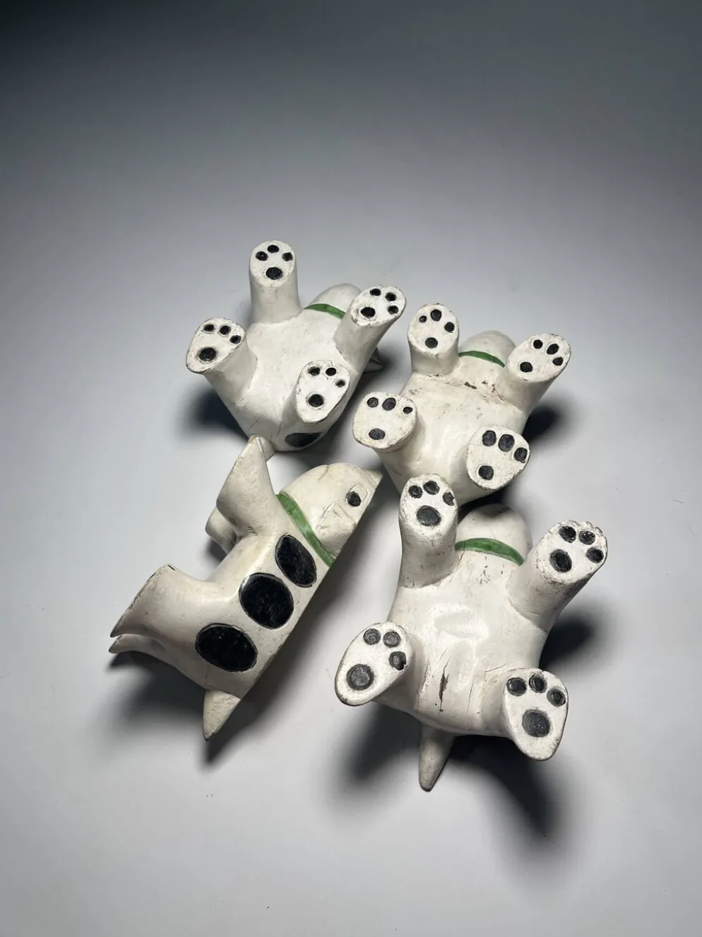 4 figurines animalières en bois – Art populaire asiatique, XXᵉ siècle
