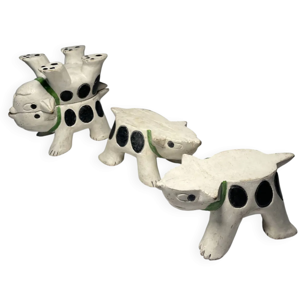 4 figurines animalières en bois – Art populaire asiatique, XXᵉ siècle