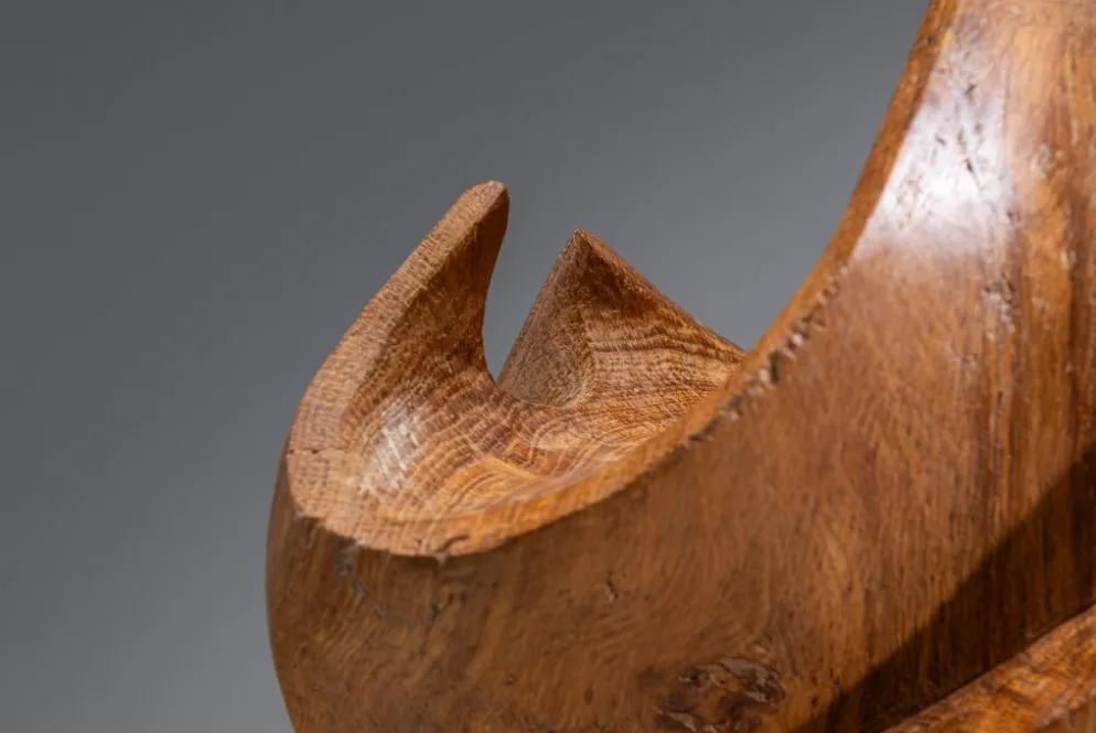 Forme sculpturale en chêne solide