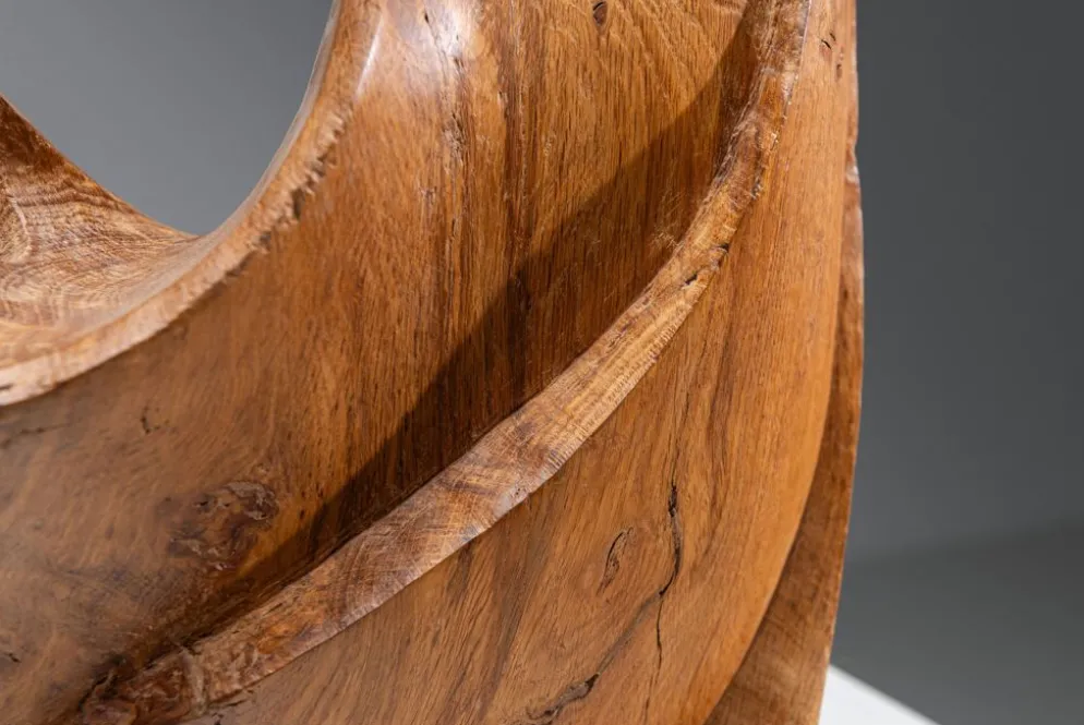 Forme sculpturale en chêne solide