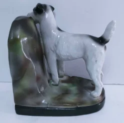 fox terrier porcelaine polychrome numéroté début xxème