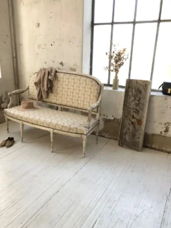 Frise fleurie en plâtre XIXème