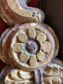 Frises de pilastre en bois sculpté polychrome italien du XVIIIe siècle, ensemble de 2