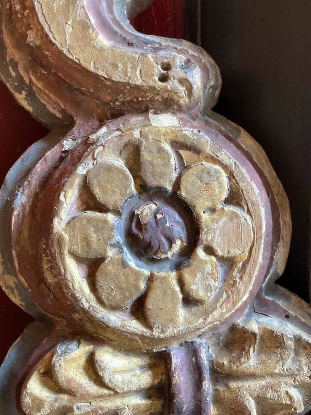 Frises de pilastre en bois sculpté polychrome italien du XVIIIe siècle, ensemble de 2