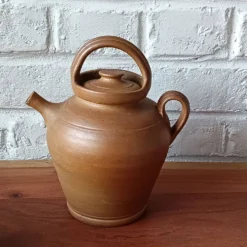 Gargoulette vintage fait main en grès marron vernissé