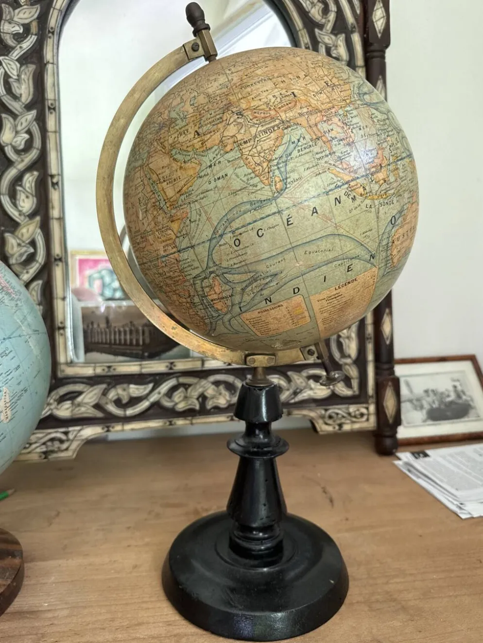 Globe antique Forest 1920