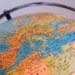 Globe géoscope lumineux sur pied chromé, Italie vers 1980
