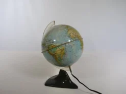 Globe illuminé de l'ère spatiale par Marco Polo pour Südwest Verlag, années 1970.
