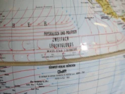 Globe illuminé de l'ère spatiale par Marco Polo pour Südwest Verlag, années 1970.