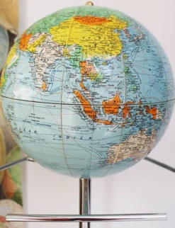 Globe terrestre Girard et Barrère