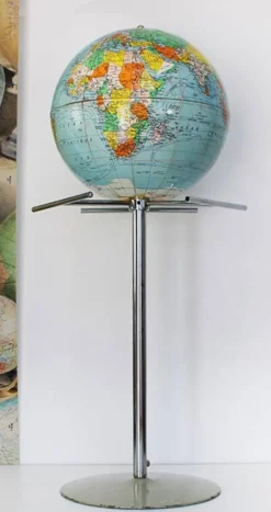 Globe terrestre Girard et Barrère