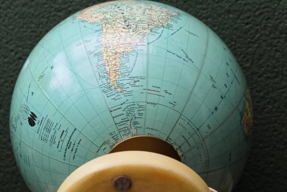 Globe terrestre JRO Verlag, Munchen