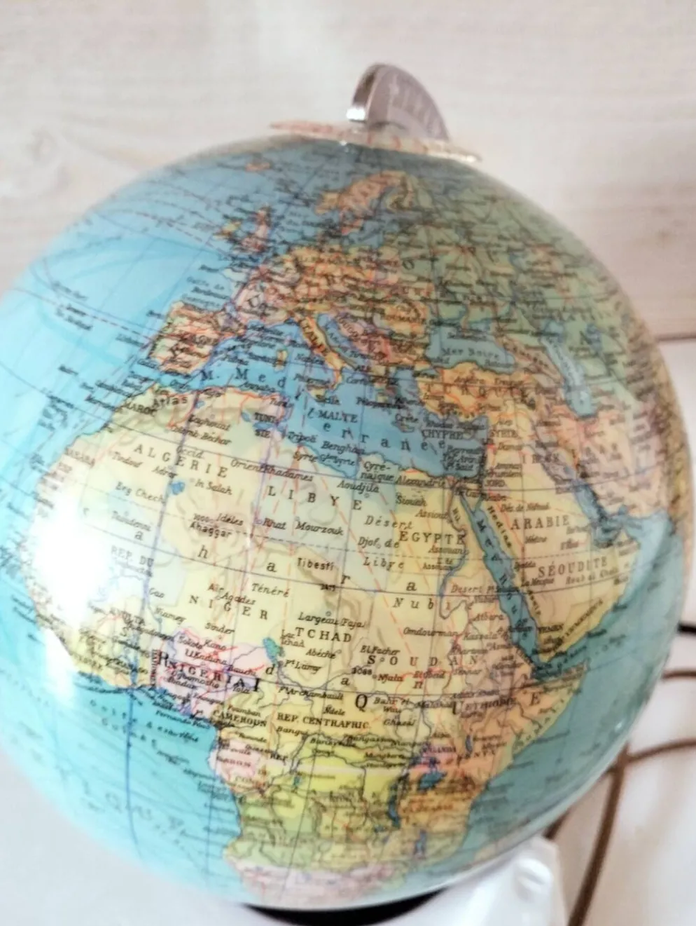 Globe terrestre lumineux