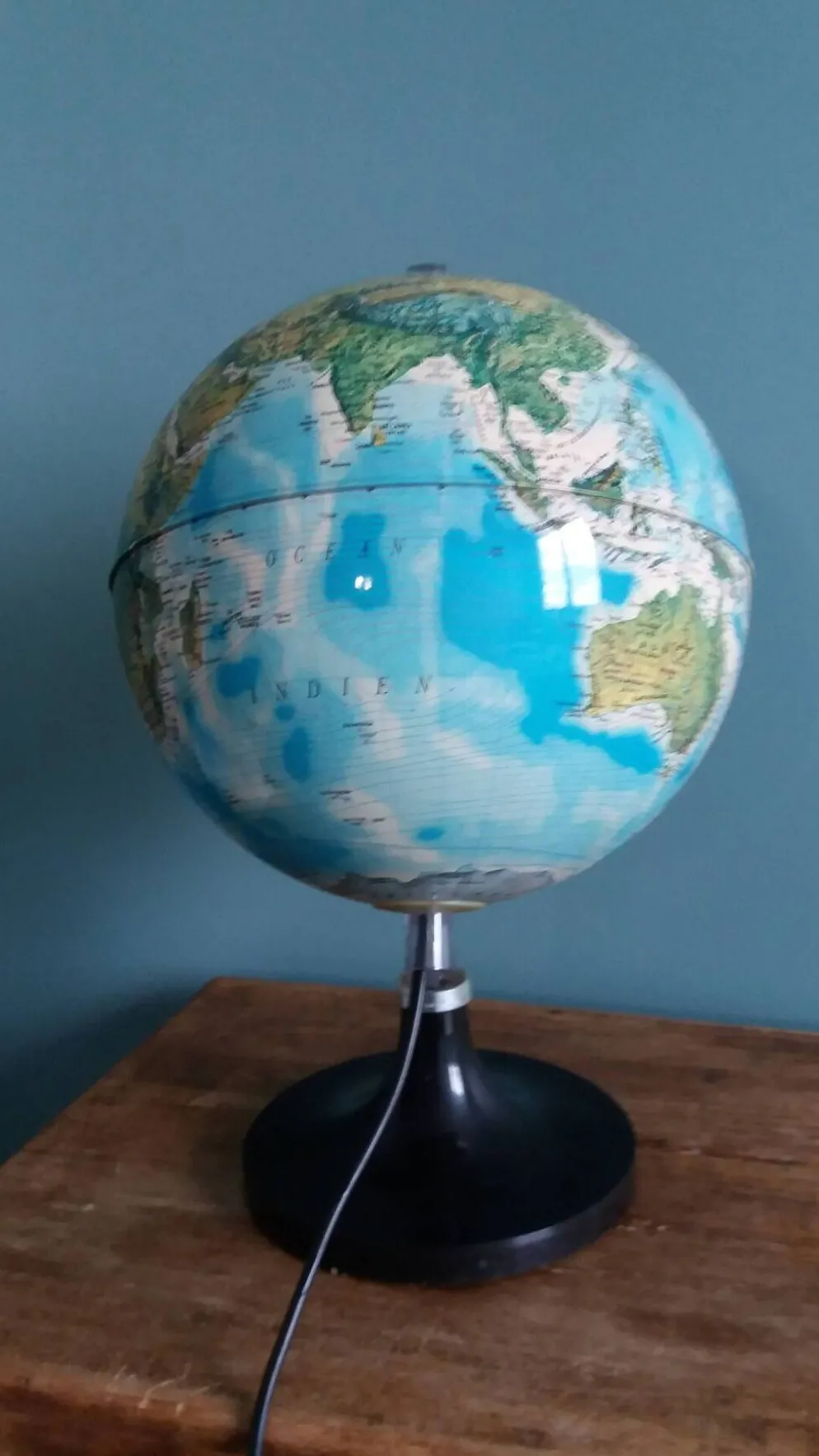 Globe terrestre lumineux Italie années 80