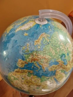 Globe terrestre lumineux, mappemonde par Grange Batelière à Paris - 1970