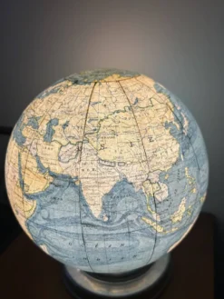 Globe terrestre lumineux vintage – fin des années 1940 / début 1950