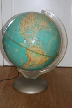 Globe terrestre lumineux xxl illumina 1964