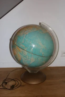 Globe terrestre lumineux xxl illumina 1964