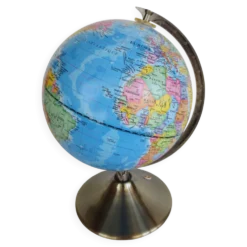 Globe terrestre : mappemonde en métal