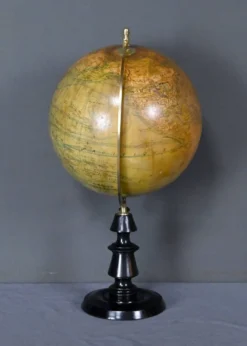 Globe terrestre signé J.Forest – Fin XIXe