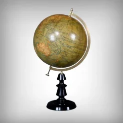 Globe terrestre signé J.Forest – Fin XIXe
