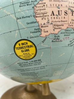 Globe terrestre USA année 70