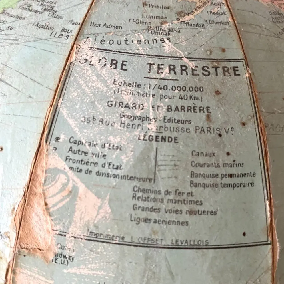 Globe terrestre vintage Girard et Barrère années 50