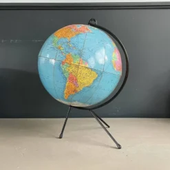 Globe terrestre vintage Girard et Barrère - Années 50-60 - piètement string - Ref 1153