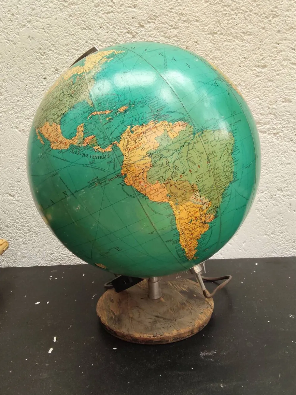 Globe terrestre vintage lumineux, années 70