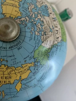 Globe vintage 1960 terrestre doré Taride tripode mappemonde - 28 cm