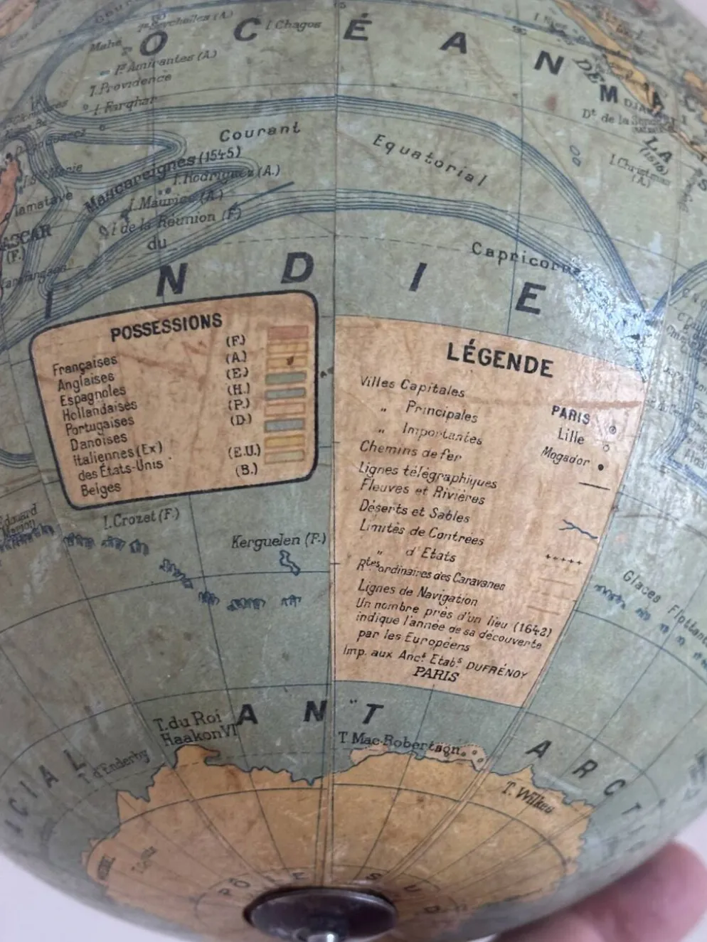 Globe vintage 1950 terrestre Girard et Barrère et Thomas - 33 cm