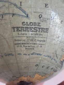 Globe vintage 1950 terrestre Girard et Barrère et Thomas - 33 cm