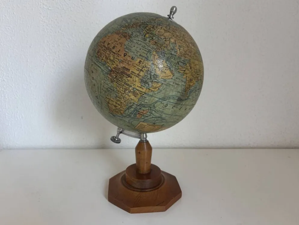 Globe vintage 1950 terrestre Girard et Barrère et Thomas - 33 cm