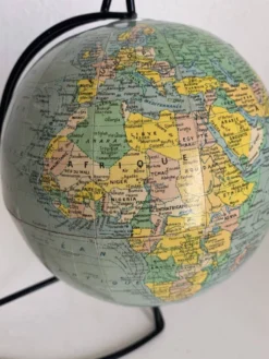 Globe vintage 1960 terrestre Girard Barrère mappemonde - 23 cm