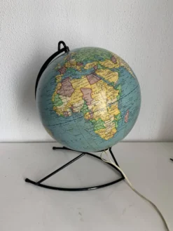 Globe vintage 1960 terrestre mappemonde Girard Barrère verre - 36 cm