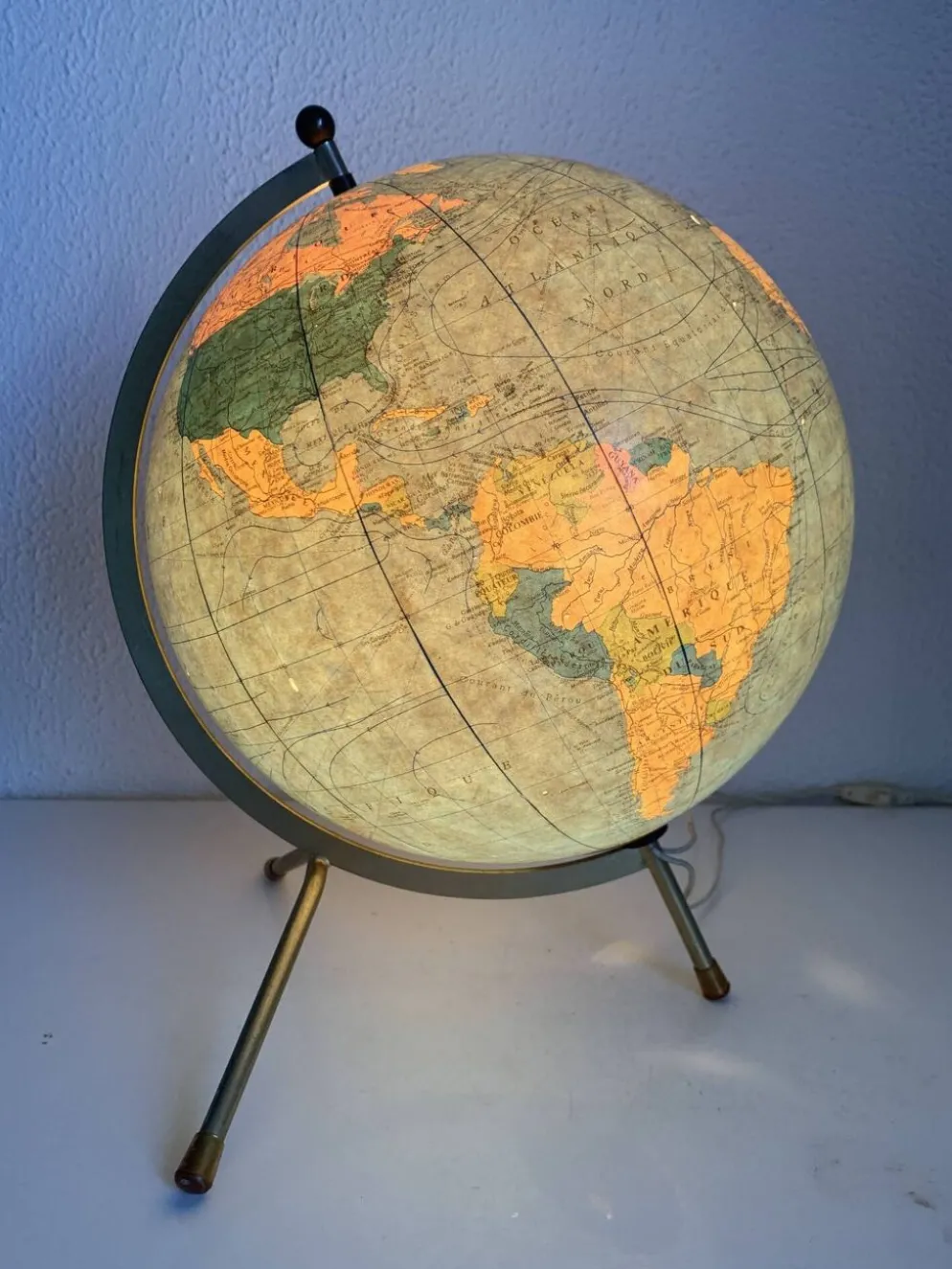 Globe vintage 1969 terrestre tripode verre Taride mappemonde - 33 cm